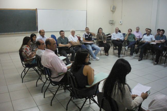 Professores da FADIVALE participam de Curso de Atualização
