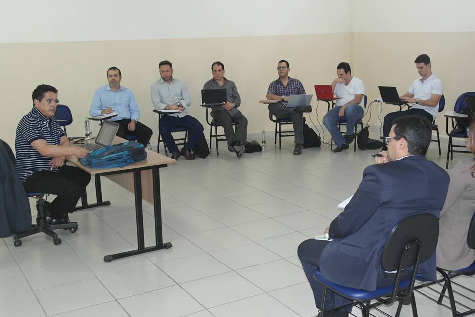 Aula de Doutorado tem presença de professor da Unisinos