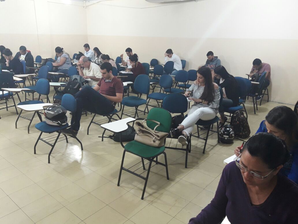 Alunos participam do simulado do Enade