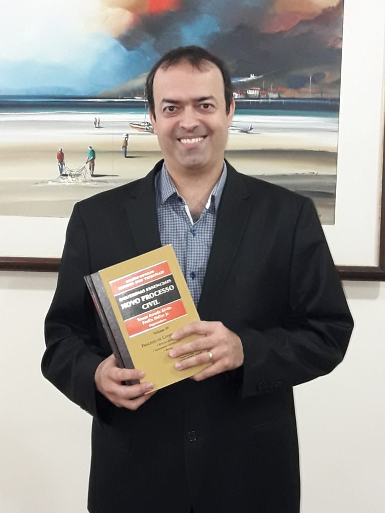 Professor da Fadivale é destaque no jurídico nacional