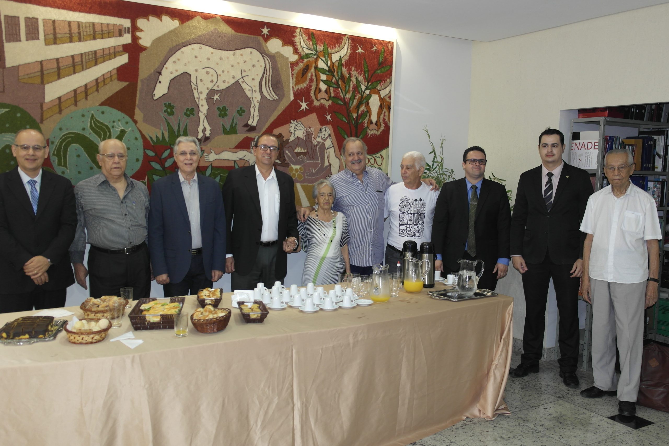 Seja Família Fadivale você também!